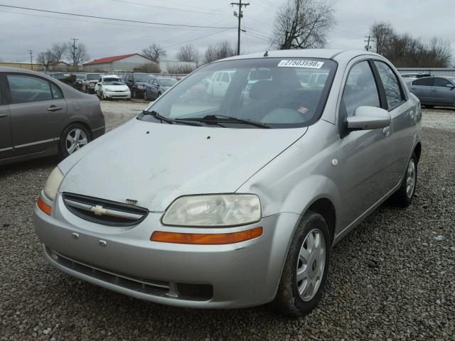 KL1TD52685B459201 - 2005 CHEVROLET AVEO BASE GRAY photo 2