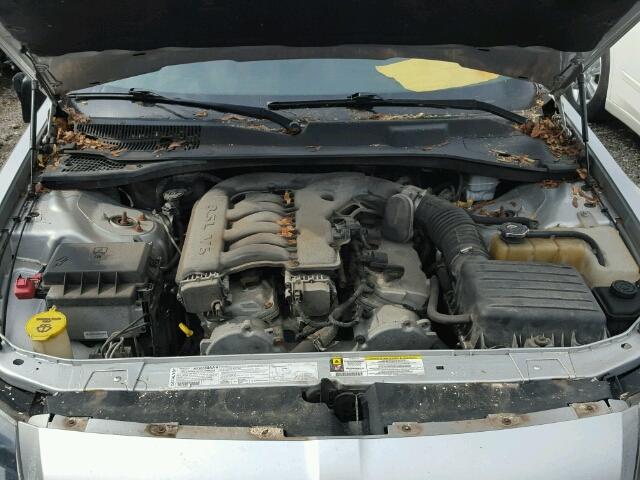 2D4FV48V65H129501 - 2005 DODGE MAGNUM SXT SILVER photo 7