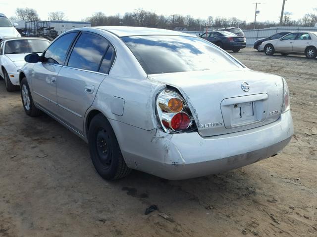 1N4AL11D53C164937 - 2003 NISSAN ALTIMA BAS SILVER photo 3