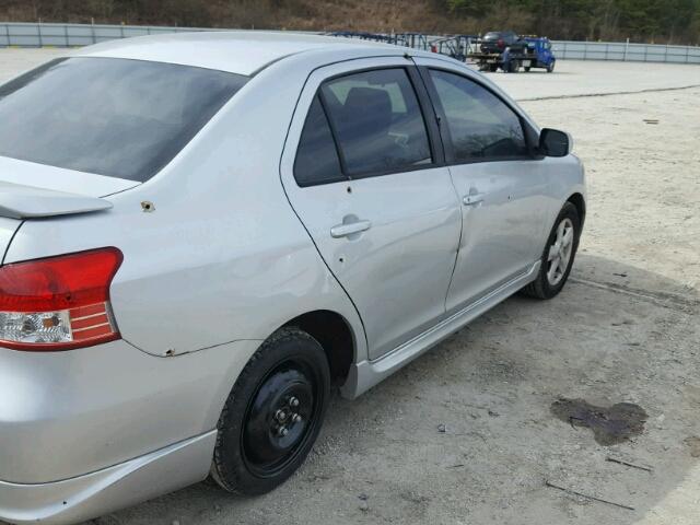 JTDBT923871004328 - 2007 TOYOTA YARIS SILVER photo 9