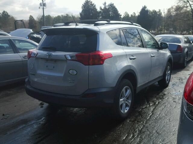 2T3RFREV5DW001483 - 2013 TOYOTA RAV4 XLE SILVER photo 4