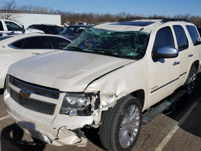 1GNSKCE04BR389891 - 2011 CHEVROLET TAHOE K150 WHITE photo 9