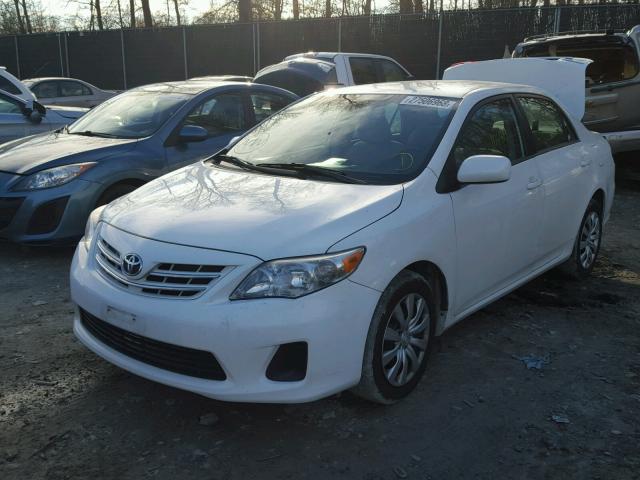 2T1BU4EE2DC067008 - 2013 TOYOTA COROLLA BA WHITE photo 2