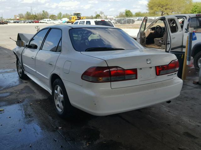 1HGCG16561A082346 - 2001 HONDA ACCORD EX WHITE photo 3