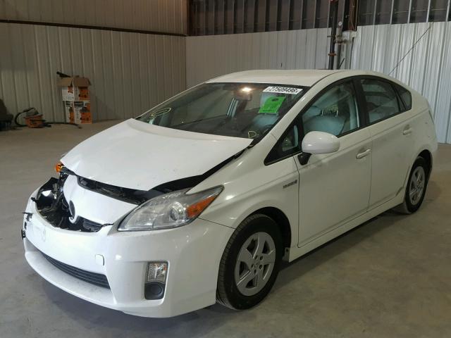 JTDKN3DU6A0094038 - 2010 TOYOTA PRIUS WHITE photo 2