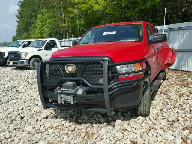 3C6TR5CT4GG126252 - 2016 RAM 2500 ST RED photo 2