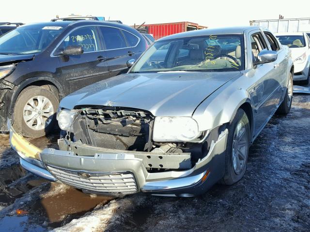 2C3KA63H86H243087 - 2006 CHRYSLER 300C SILVER photo 2