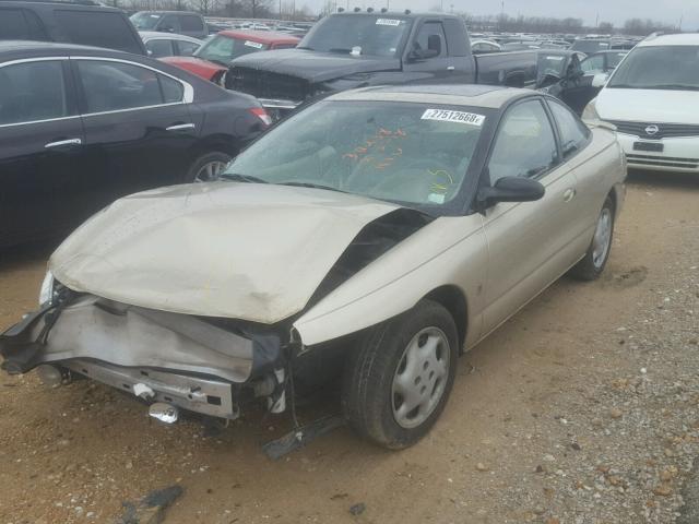 1G8ZG1277VZ175703 - 1997 SATURN SC2 GOLD photo 2