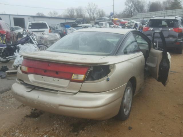 1G8ZG1277VZ175703 - 1997 SATURN SC2 GOLD photo 4