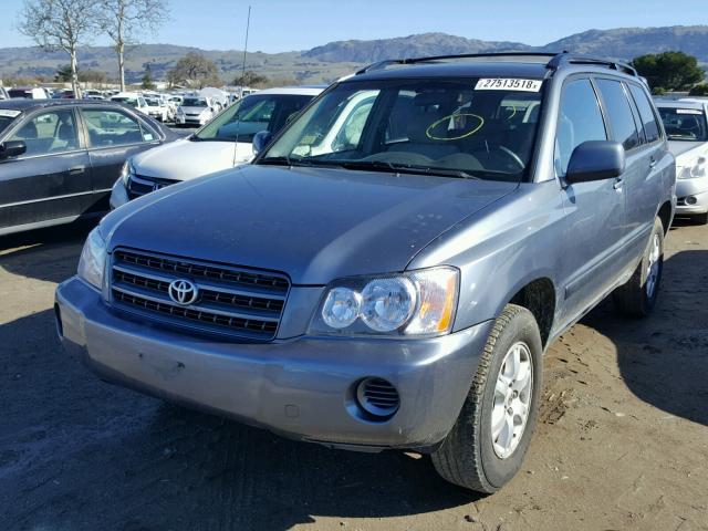 JTEGD21A220040679 - 2002 TOYOTA HIGHLANDER BLUE photo 2