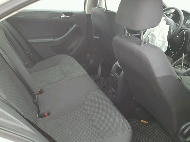 3VW1K7AJ4DM381883 - 2013 VOLKSWAGEN JETTA BASE თეთრი ფოტო 6