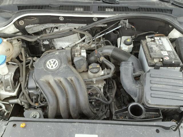 3VW1K7AJ4DM381883 - 2013 VOLKSWAGEN JETTA BASE თეთრი ფოტო 7