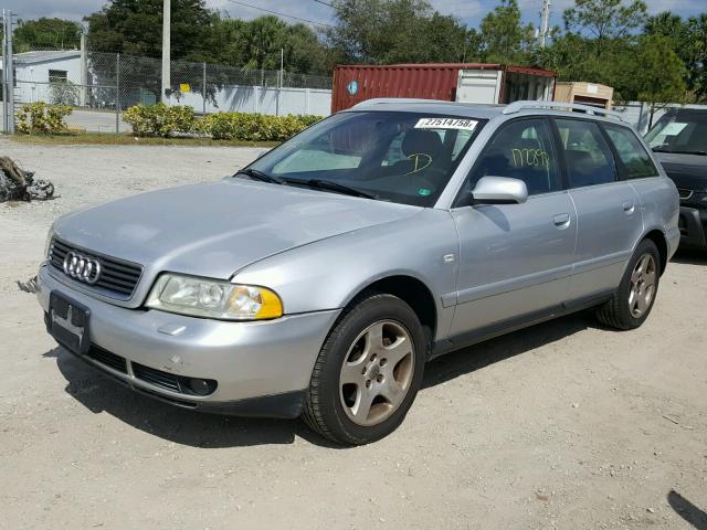 WAUKH28D5YA049671 - 2000 AUDI A4 2.8 AVA SILVER photo 2