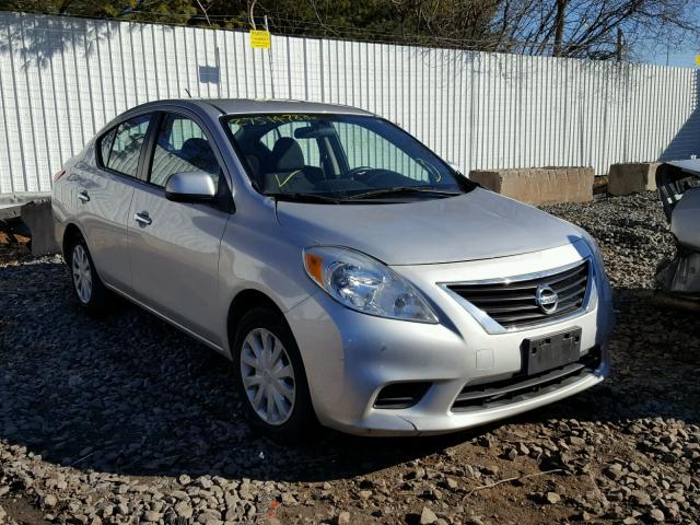 3N1CN7AP8CL825992 - 2012 NISSAN VERSA S SILVER photo 1