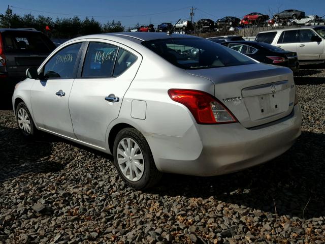 3N1CN7AP8CL825992 - 2012 NISSAN VERSA S SILVER photo 3