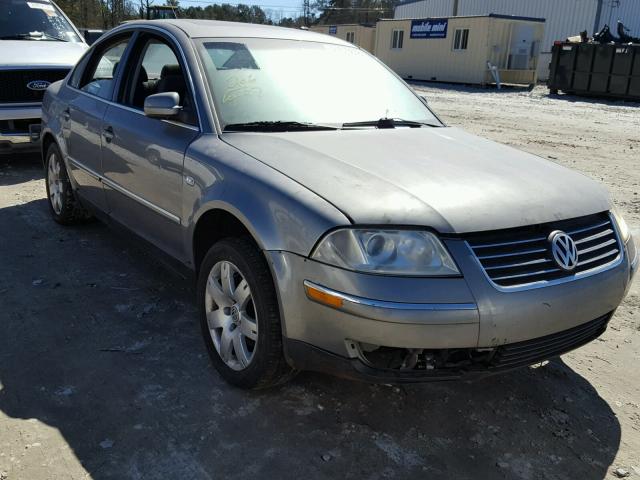 WVWRH63B12P118861 - 2002 VOLKSWAGEN PASSAT GLX GRAY photo 1