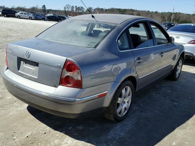 WVWRH63B12P118861 - 2002 VOLKSWAGEN PASSAT GLX GRAY photo 4