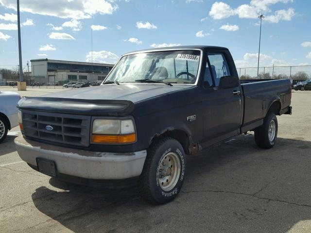 1FTEF15N8RLA48064 - 1994 FORD F150 BLACK photo 2