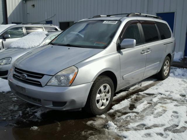 KNDMB233566045289 - 2006 KIA SEDONA EX SILVER photo 2