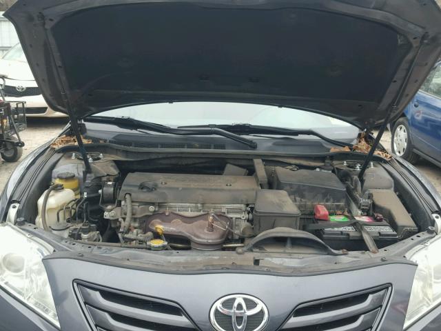 4T1BE46K09U396586 - 2009 TOYOTA CAMRY BASE GRAY photo 7