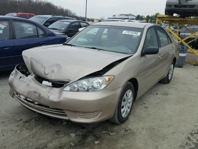 4T1BE32K25U037573 - 2005 TOYOTA CAMRY LE TAN photo 2