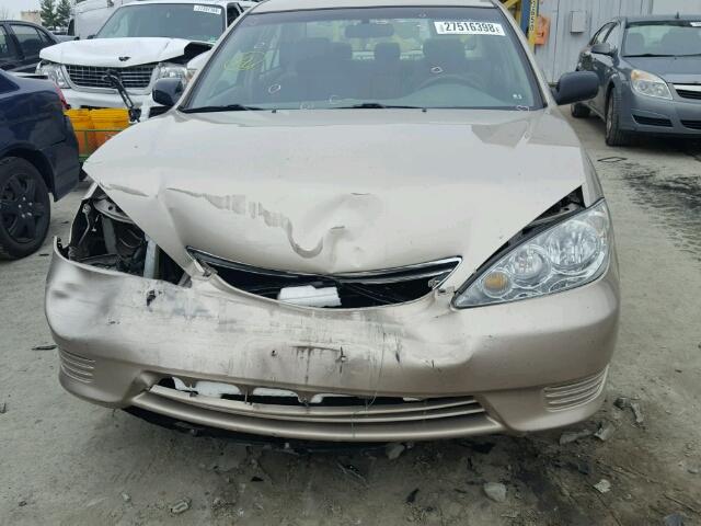 4T1BE32K25U037573 - 2005 TOYOTA CAMRY LE TAN photo 9