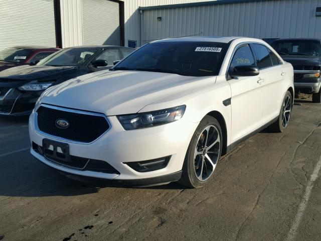 1FAHP2KT7EG152900 - 2014 FORD TAURUS SHO WHITE photo 2