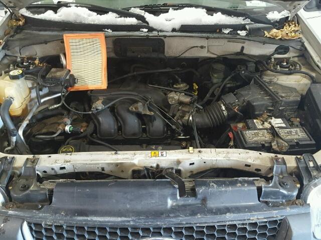 1FMYU92113KD90435 - 2003 FORD ESCAPE XLS SILVER photo 7