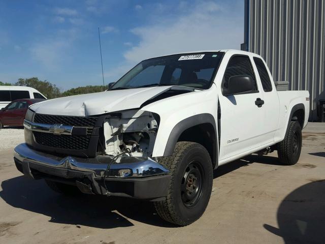 1GCDT196058176559 - 2005 CHEVROLET COLORADO WHITE photo 2