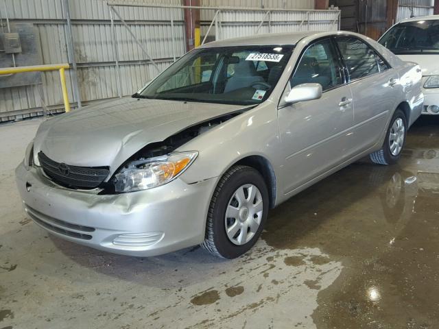 4T1BE32K54U914085 - 2004 TOYOTA CAMRY LE SILVER photo 2