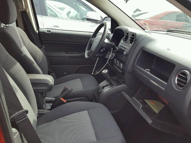 1J4NF4FB4AD581060 - 2010 JEEP COMPASS SP RED photo 5