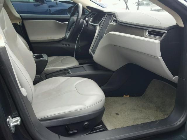 5YJSA1CP0DFP27022 - 2013 TESLA MODEL S GREEN photo 5