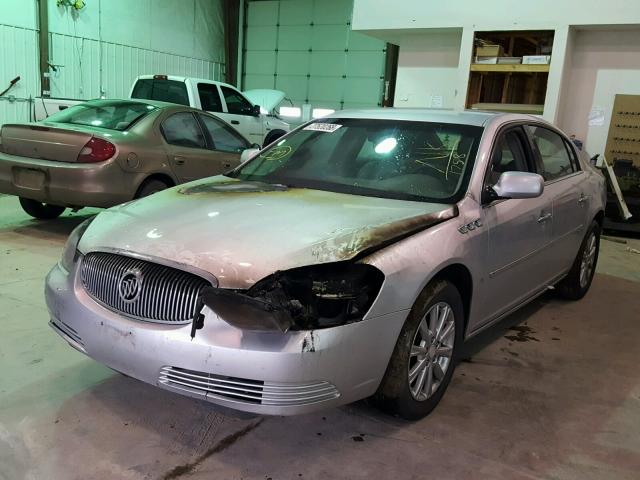 1G4HD57M69U121758 - 2009 BUICK LUCERNE CX SILVER photo 2