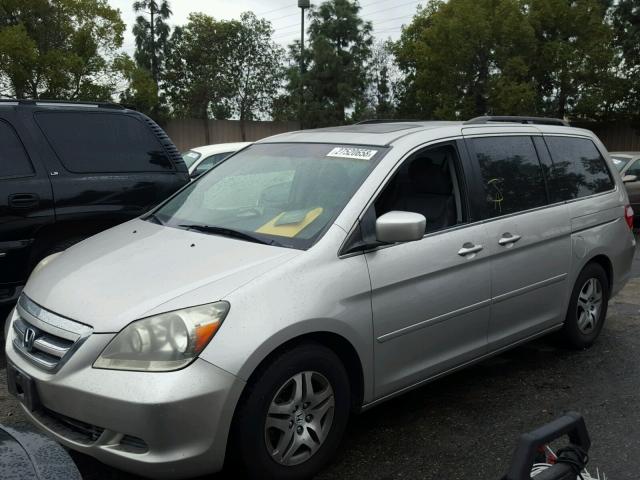 5FNRL38717B411257 - 2007 HONDA ODYSSEY EX SILVER photo 2