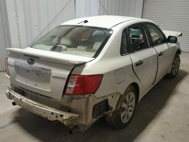 JF1GE61658H511938 - 2008 SUBARU IMPREZA SE WHITE photo 4