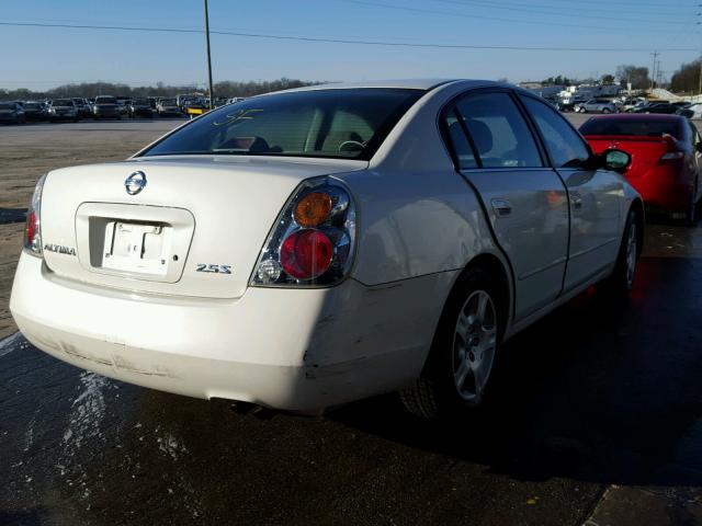 1N4AL11D43C273325 - 2003 NISSAN ALTIMA BAS WHITE photo 4