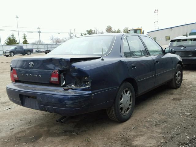 4T1BF12K3TU873701 - 1996 TOYOTA CAMRY LE BLUE photo 4