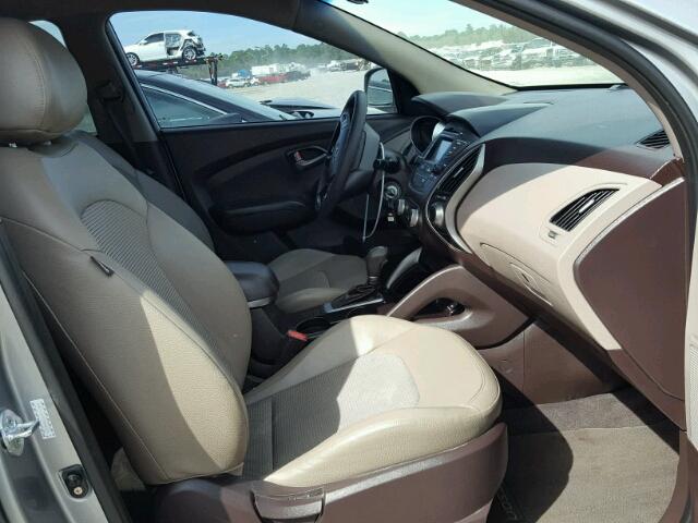 KM8JT3AF9FU088205 - 2015 HYUNDAI TUCSON GLS GRAY photo 5