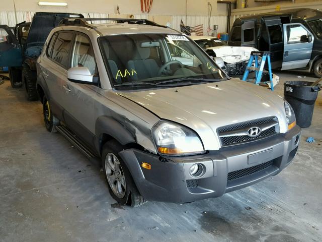 KM8JN12D19U114487 - 2009 HYUNDAI TUCSON SE GRAY photo 1