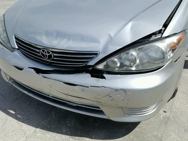 4T1BE32K55U949419 - 2005 TOYOTA CAMRY LE SILVER photo 9