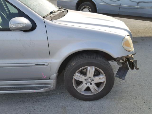 4JGAB57E85A544529 - 2005 MERCEDES-BENZ ML 350 SILVER photo 9