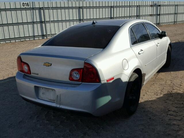 1G1ZA5E04CF388046 - 2012 CHEVROLET MALIBU LS 银色 照片 4