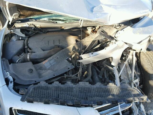 1G1ZA5E04CF388046 - 2012 CHEVROLET MALIBU LS 银色 照片 7