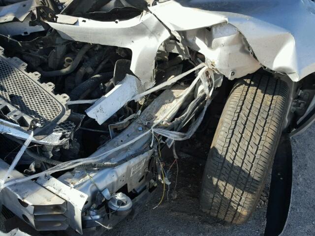 1G1ZA5E04CF388046 - 2012 CHEVROLET MALIBU LS 银色 照片 9