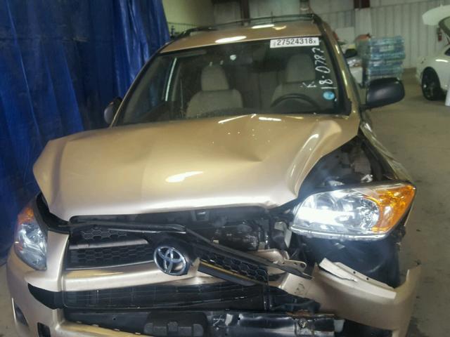 JTMBK33V19D009405 - 2009 TOYOTA RAV4 GOLD photo 7