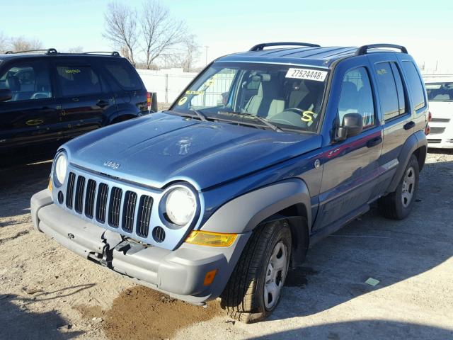 1J4GL48KX5W570623 - 2005 JEEP LIBERTY SP BLUE photo 2