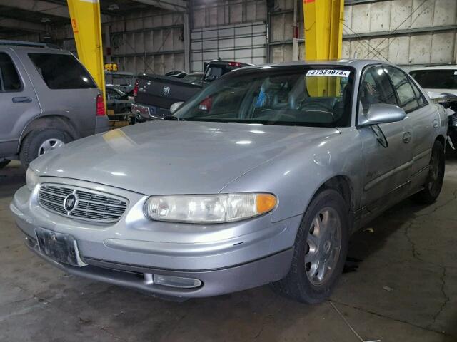 2G4WF5512Y1284539 - 2000 BUICK REGAL GS SILVER photo 2