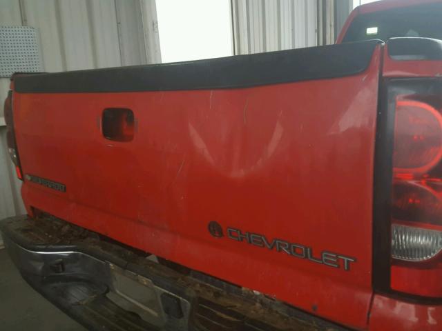 1GCHK23294F235862 - 2004 CHEVROLET SILVERADO RED photo 9