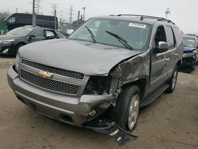 1GNFK33079J120894 - 2009 CHEVROLET TAHOE K150 GRAY photo 2