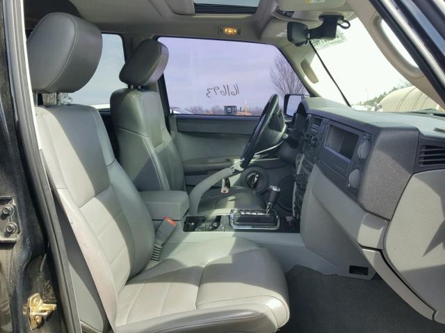1J8HH48K16C253885 - 2006 JEEP COMMANDER 黑色 照片 5